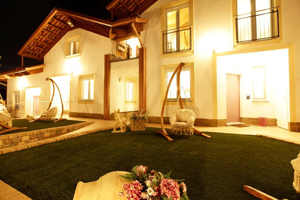 Wellness Suite Na' Canuna' Roddi Ngoại thất bức ảnh