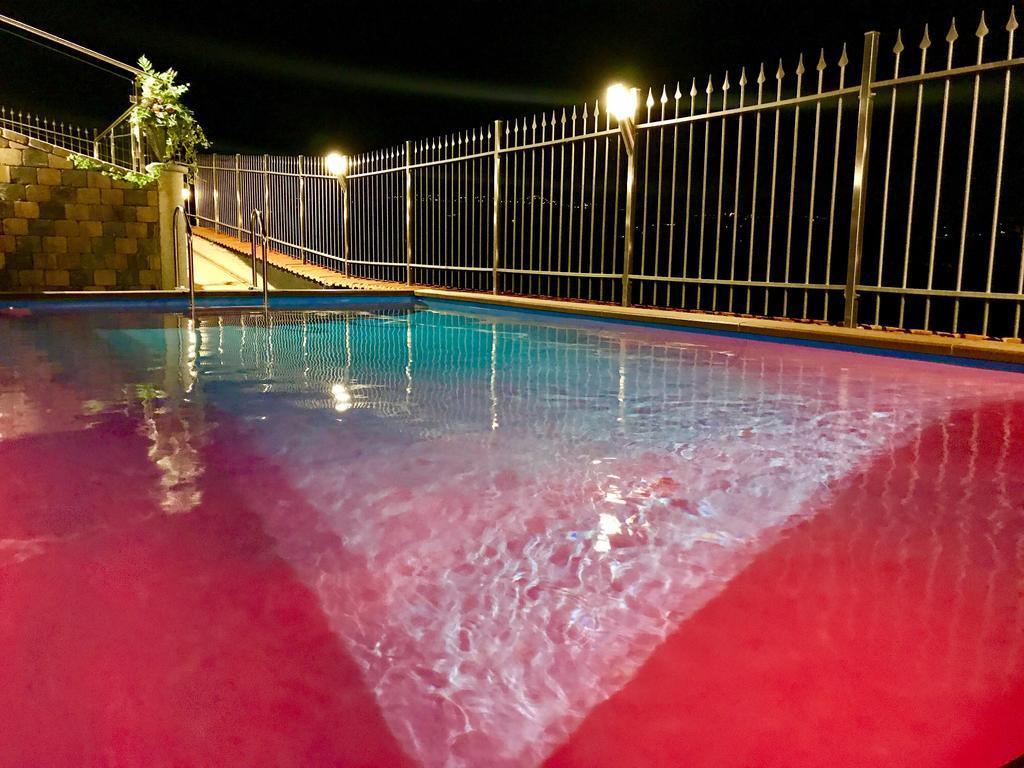 Wellness Suite Na' Canuna' Roddi Ngoại thất bức ảnh
