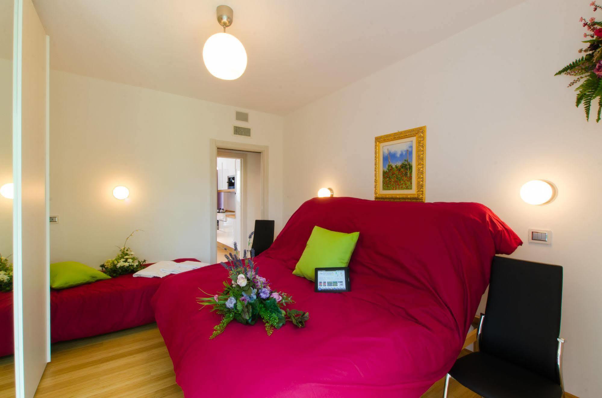 Wellness Suite Na' Canuna' Roddi Ngoại thất bức ảnh